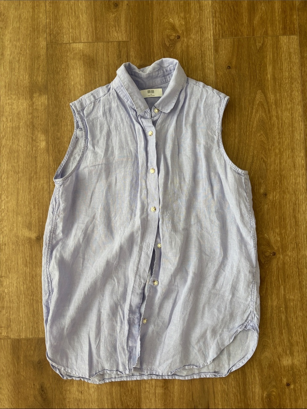 Light Lavender Sleeveless Button-Down Shirt